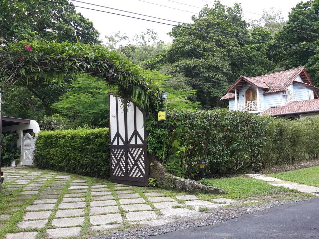 Park Eden Bed & Breakfast Los Llanitos Luaran gambar